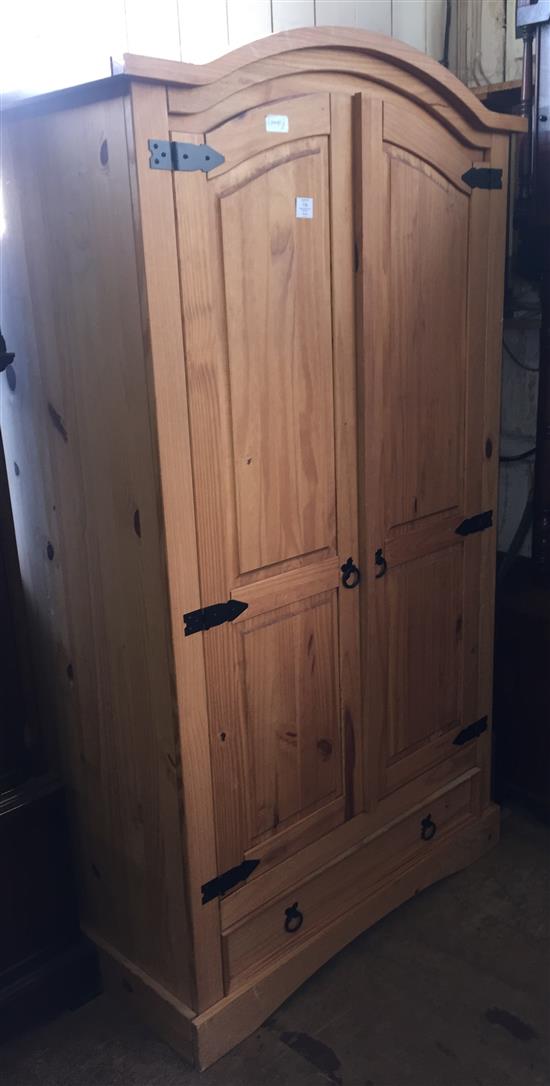 Modern pine 2 door wardrobe